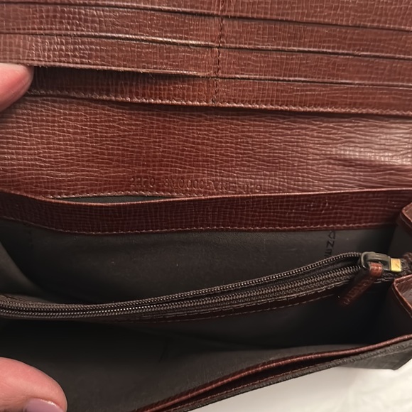Fendi wallet - Picture 3 of 3